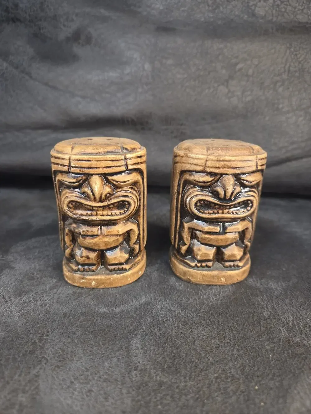 Vintage Tiki God Salt & Pepper Shakers Set Ceramic Faux Wood Style Made in Japan